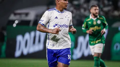 Veron fica no Cruzeiro? Empres&aacute;rio explica situa&ccedil;&atilde;o contratual do meia