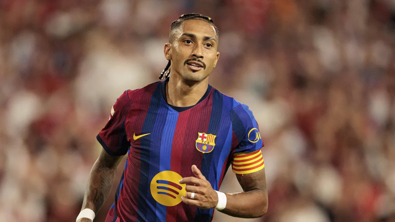 Raphinha supera marca de Messi em LaLiga e impressiona até rival: ‘Por que não está na Bola de Ouro?’