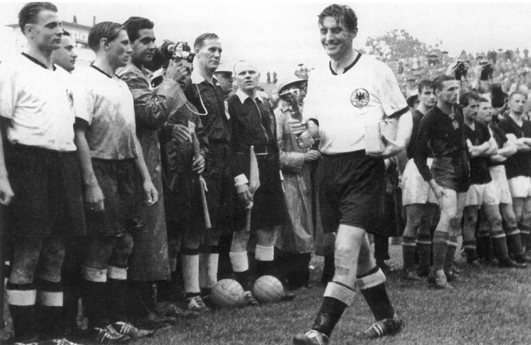 Alemanha Ocidental surpreendeu e venceu a favorita Hungria na final da Copa do Mundo 1954