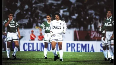 Virada que Galo precisa j&aacute; aconteceu em 1989 &ndash; e Higuita &eacute; o exemplo
