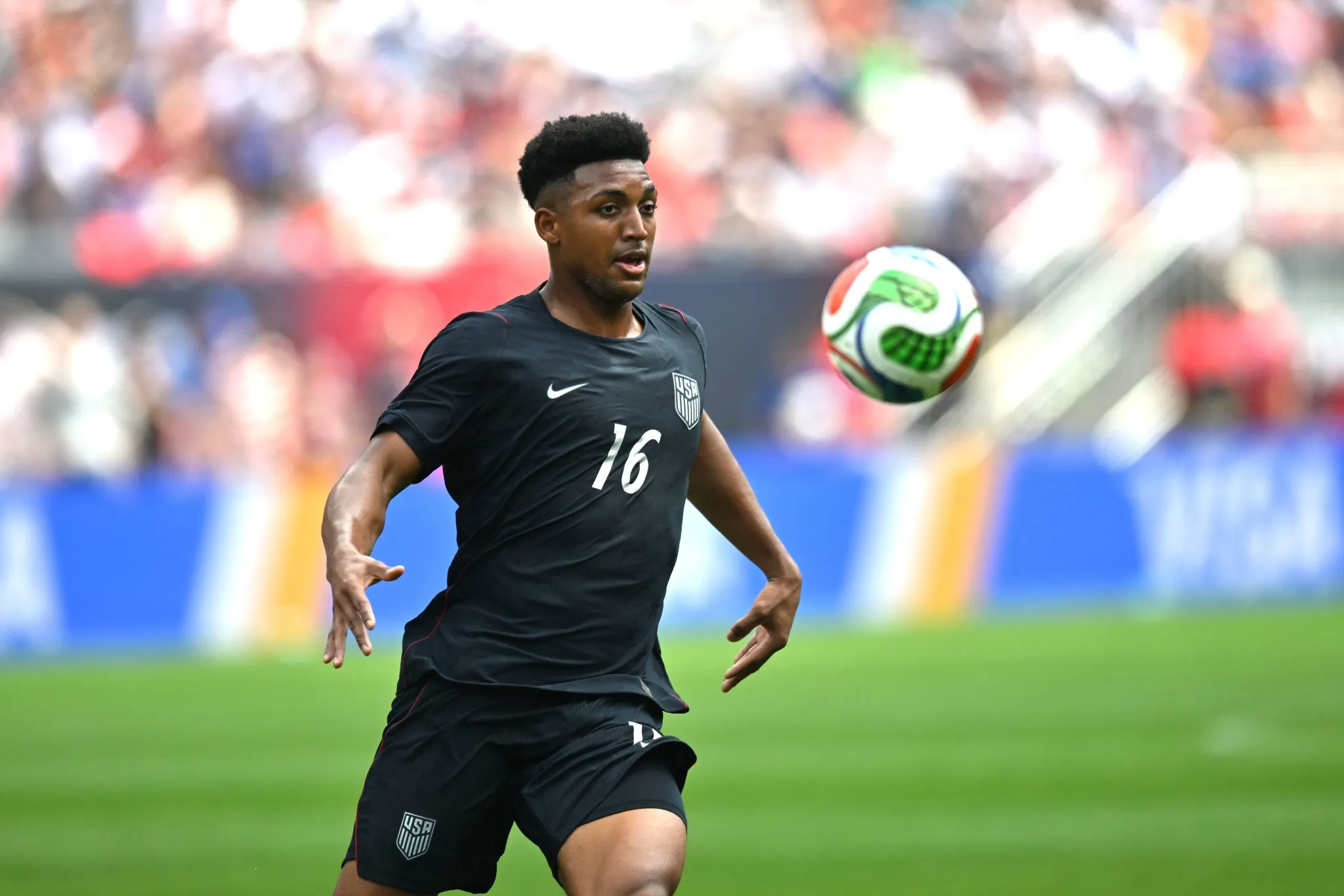 Alex Freeman em a&ccedil;&atilde;o pelos Estados Unidos (Foto: IMAGO / Icon Sportswire)