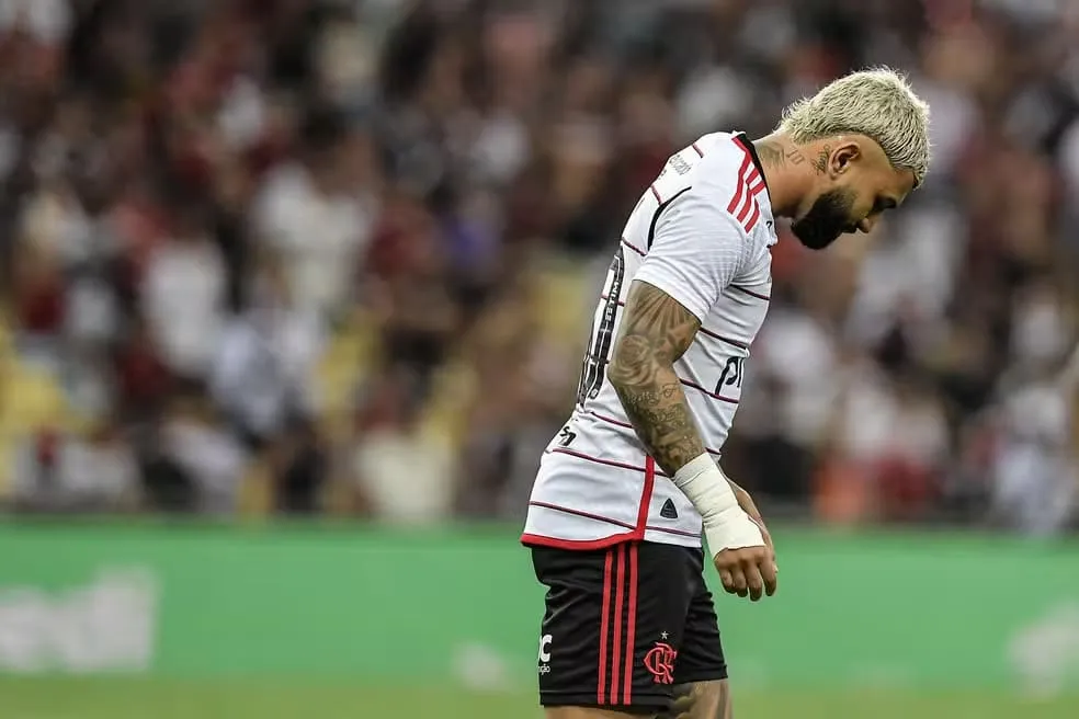 Flamengo e Vasco rendem fortes emo&ccedil;&otilde;es em cl&aacute;ssico que termina com p&ecirc;nalti perdido por Gabigol