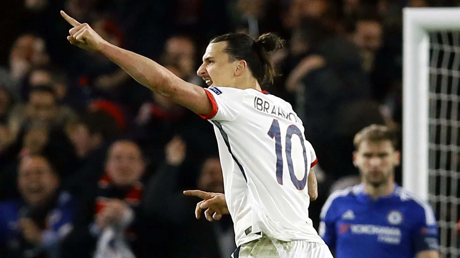 PSG parece preparado para subir um degrau na Europa com vit&oacute;ria com sobras sobre o Chelsea