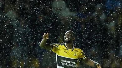 Atacante mais carism&aacute;tico do Brasil se firma como carrasco do Vasco em empate com Crici&uacute;ma