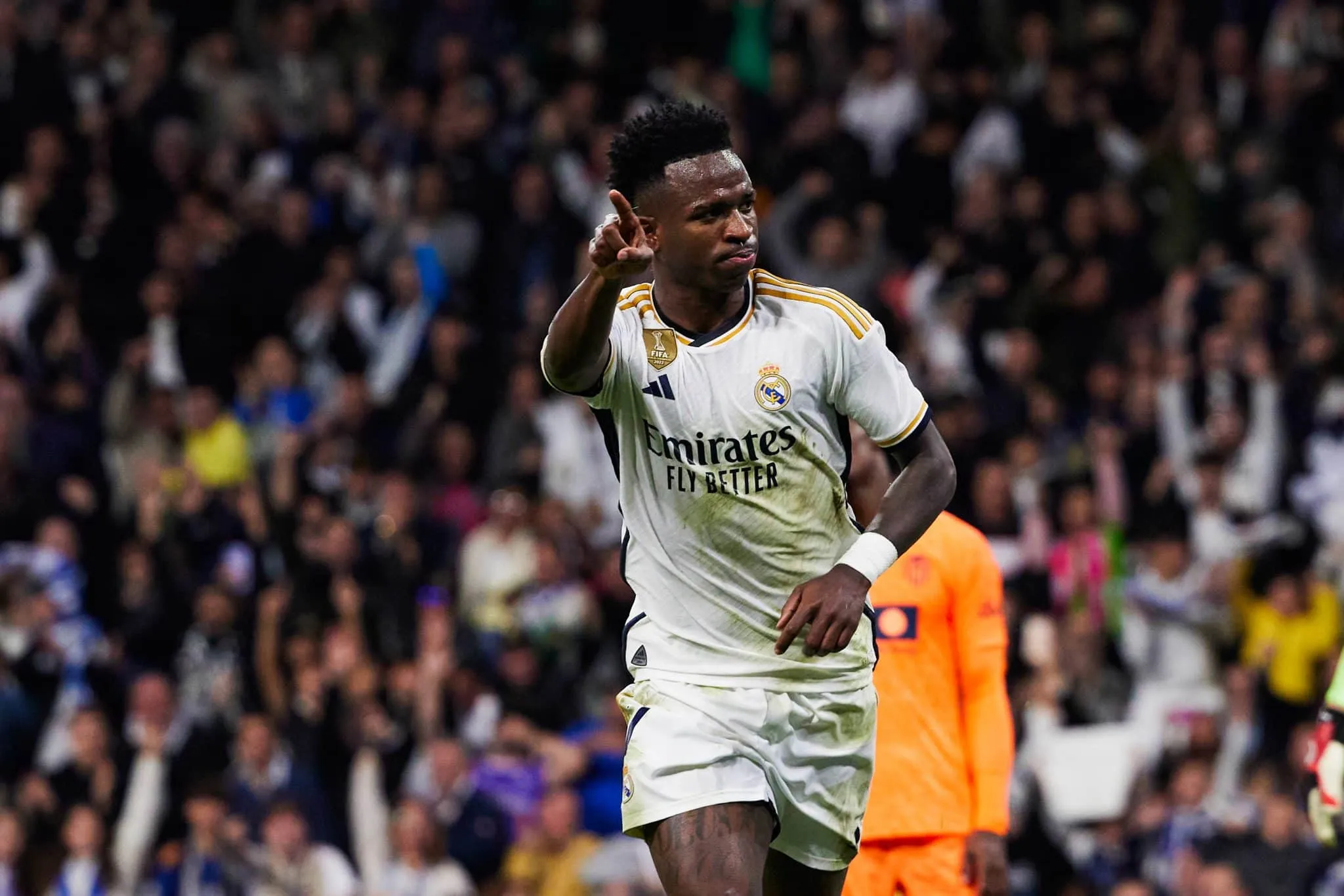 Valencia x Real Madrid n&atilde;o &eacute; sobre futebol apenas e a culpa &eacute; do racismo da torcida da casa