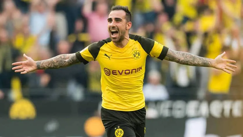 Alc&aacute;cer ainda busca o condicionamento ideal, ap&oacute;s dois anos na reserva do Barcelona