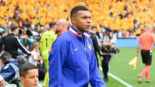 Mbapp&eacute; se aproxima de Henry, e Chelsea ganha &lsquo;comprova&ccedil;&atilde;o&rsquo; em vit&oacute;ria da Fran&ccedil;a