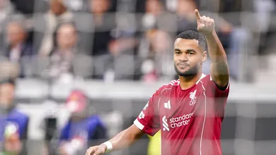 &lsquo;Tem que se reinventar&rsquo;: Decis&atilde;o &lsquo;anti Salah&rsquo; funciona e Liverpool se recupera com goleada
