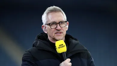 &Iacute;dolo ingl&ecirc;s deixa emissora ap&oacute;s pol&ecirc;mica envolvendo guerra e ficar&aacute; de fora da Copa do Mundo