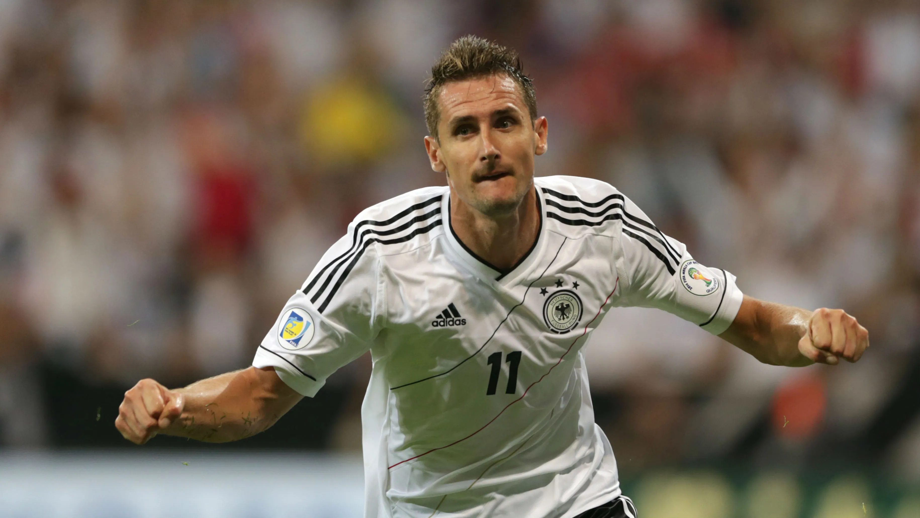 Miroslav Klose dever&aacute; ter chance de superar Ronaldo como maior artilheiro da hist&oacute;ria das Copas (AP Photo/Matthias Schrader)