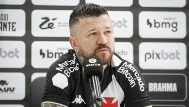 Vasco: Rossi chega para dar experi&ecirc;ncia ao ataque e identifica&ccedil;&atilde;o em campo