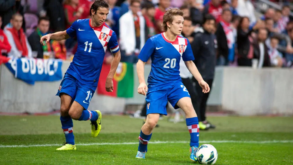 Conhe&ccedil;a Halilovic, o jogador desejado por Dortmund, Barcelona e Tottenham