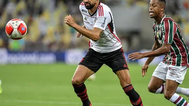 Flamengo amplia sequ&ecirc;ncia de jogos sem sofrer gol e &eacute; a melhor defesa do Brasil (por muito)
