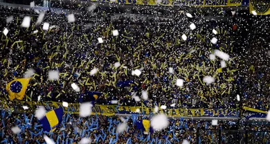 Foi assim que a Bombonera entrou em erup&ccedil;&atilde;o, no espetacular recebimento a Boca e River