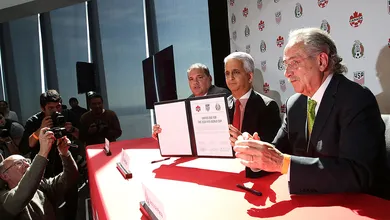 Candidatura liderada pelos EUA para Copa 2026 corre risco e governo Trump tem parcela de culpa