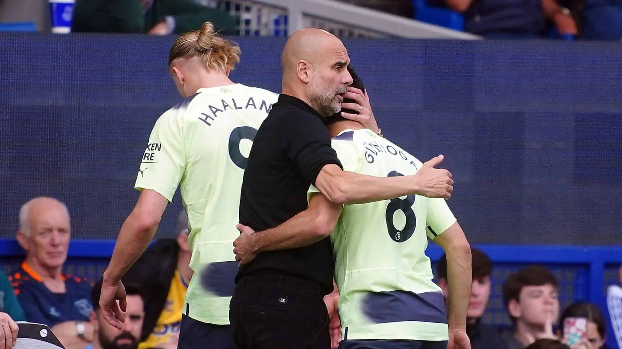 Guardiola exalta o l&iacute;der silencioso G&uuml;ndogan: &ldquo;Ele n&atilde;o fala muito, mas quando ele fala, todo mundo ouve&rdquo;