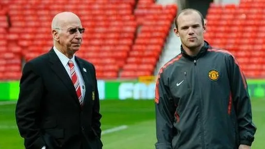 Charlton: Quero que Rooney quebre meu recorde na sele&ccedil;&atilde;o