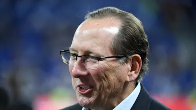 Como a aquisi&ccedil;&atilde;o do Everton por John Textor afeta seus outros clubes na Europa