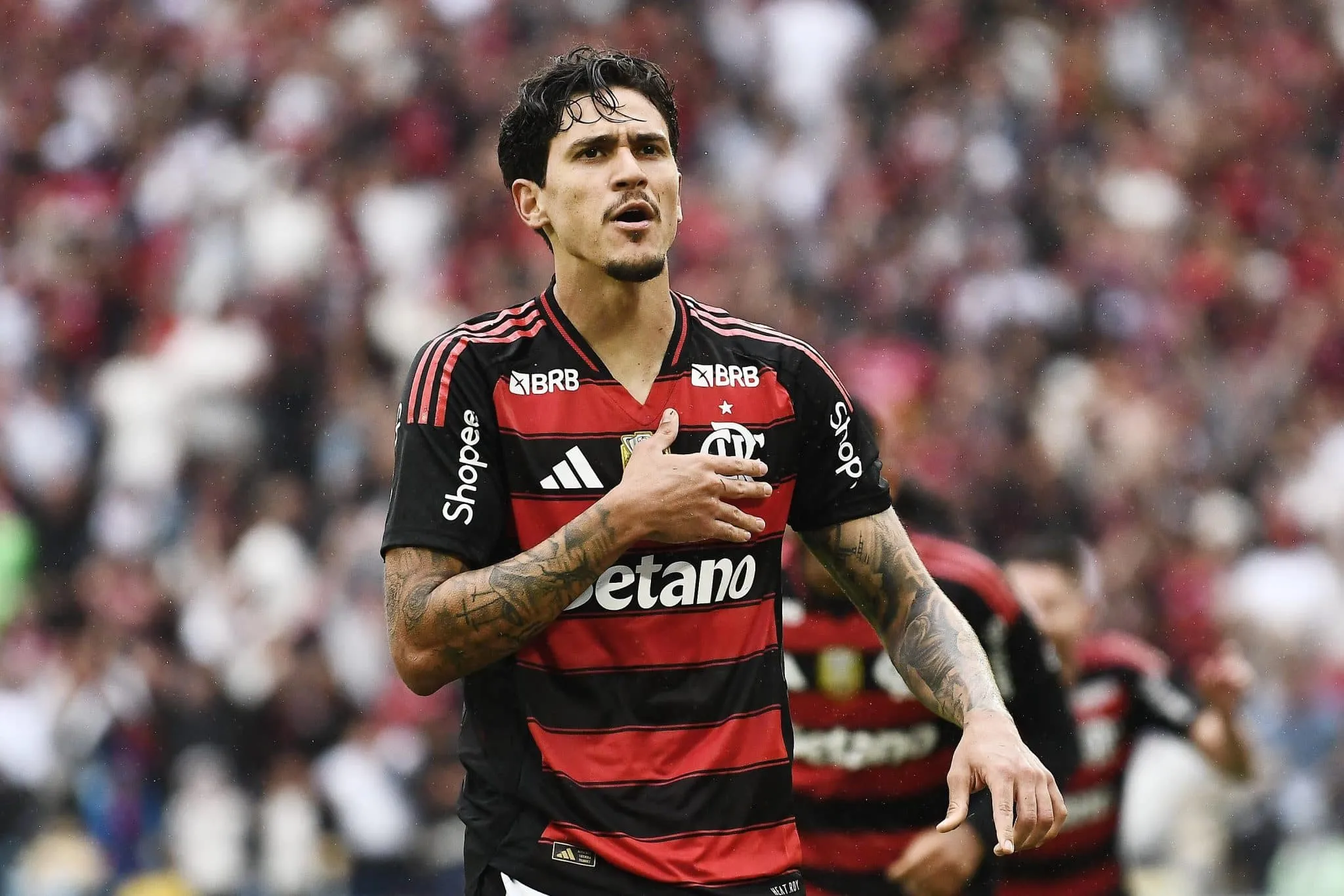 Flamengo corrige fragilidade, &eacute; letal contra o Palmeiras e inicia semana da vida com p&eacute; direito