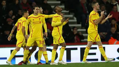 Liverpool trocou 52 passes antes de Sterling marcar contra o Bornemouth
