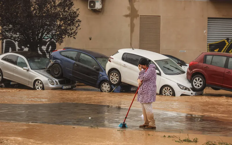 Tempestade DANA causou a morte de 62 pessoas na Espanha, com maior incid&ecirc;ncia em Valencia