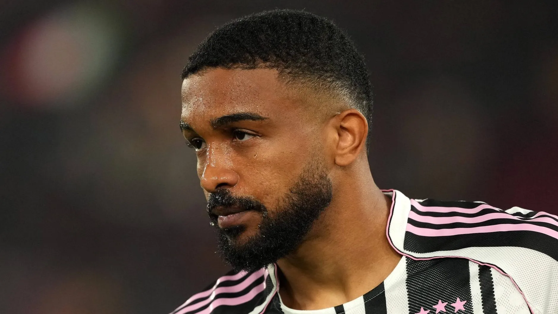 Gigantes da Premier League monitoram Bremer e aumentam press&atilde;o sobre a Juventus