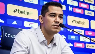 A uma semana do fim da janela, Cruzeiro ainda tem lacunas no elenco