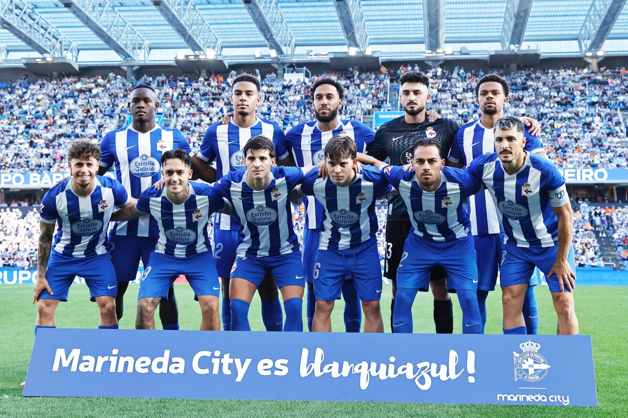 Time do Deportivo A Coru&ntilde;a perfilado 