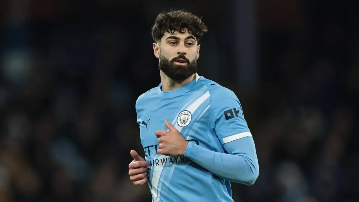 Titular do City &eacute; oferecido ao Real Madrid: neg&oacute;cio faz sentido para os Merengues?
