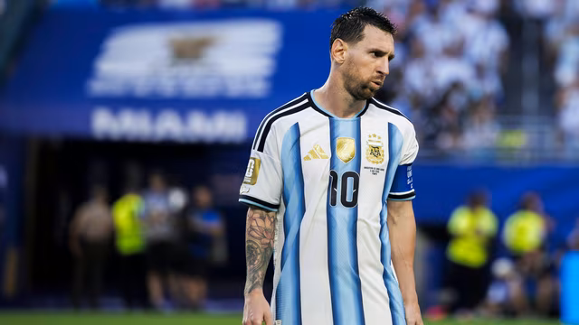 Argentina x Egito: As prov&aacute;veis escala&ccedil;&otilde;es para jogo das oitavas de final da Copa do Mundo 2026