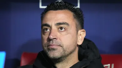 Dois gigantes da Premier League querem Xavi como t&eacute;cnico