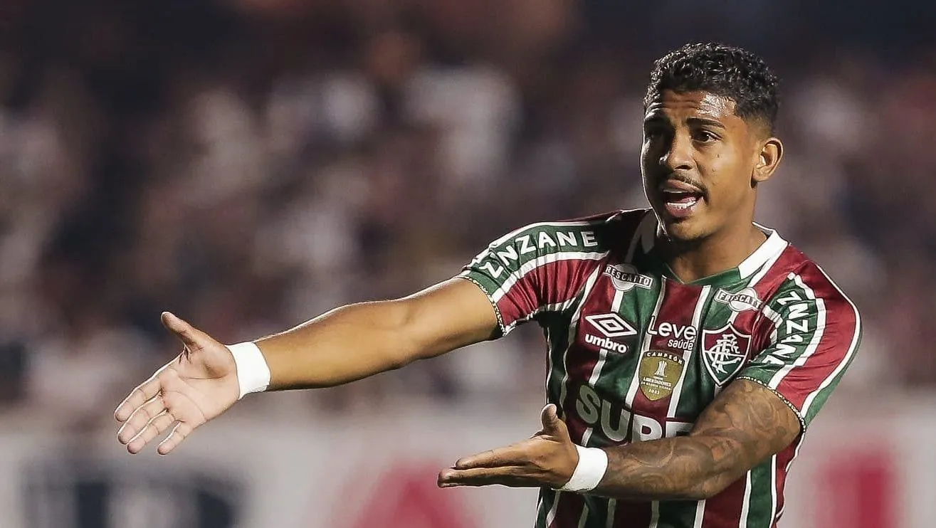 Fluminense pretende fazer mudan&ccedil;as no ataque e analisa mercado da bola