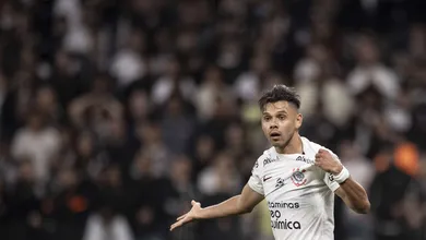 Corinthians flertou com a zona de rebaixamento no Brasileir&atilde;o e se salvou por &lsquo;carta na manga&rsquo; de Mano Menezes