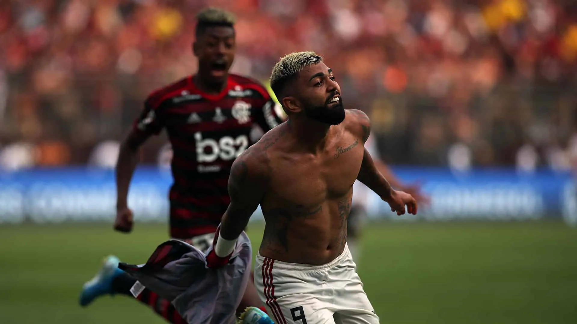 Flamengo saiu da ang&uacute;stia e fez do sonho realidade 88 minutos depois do nada: a Libertadores &eacute; rubro-negra