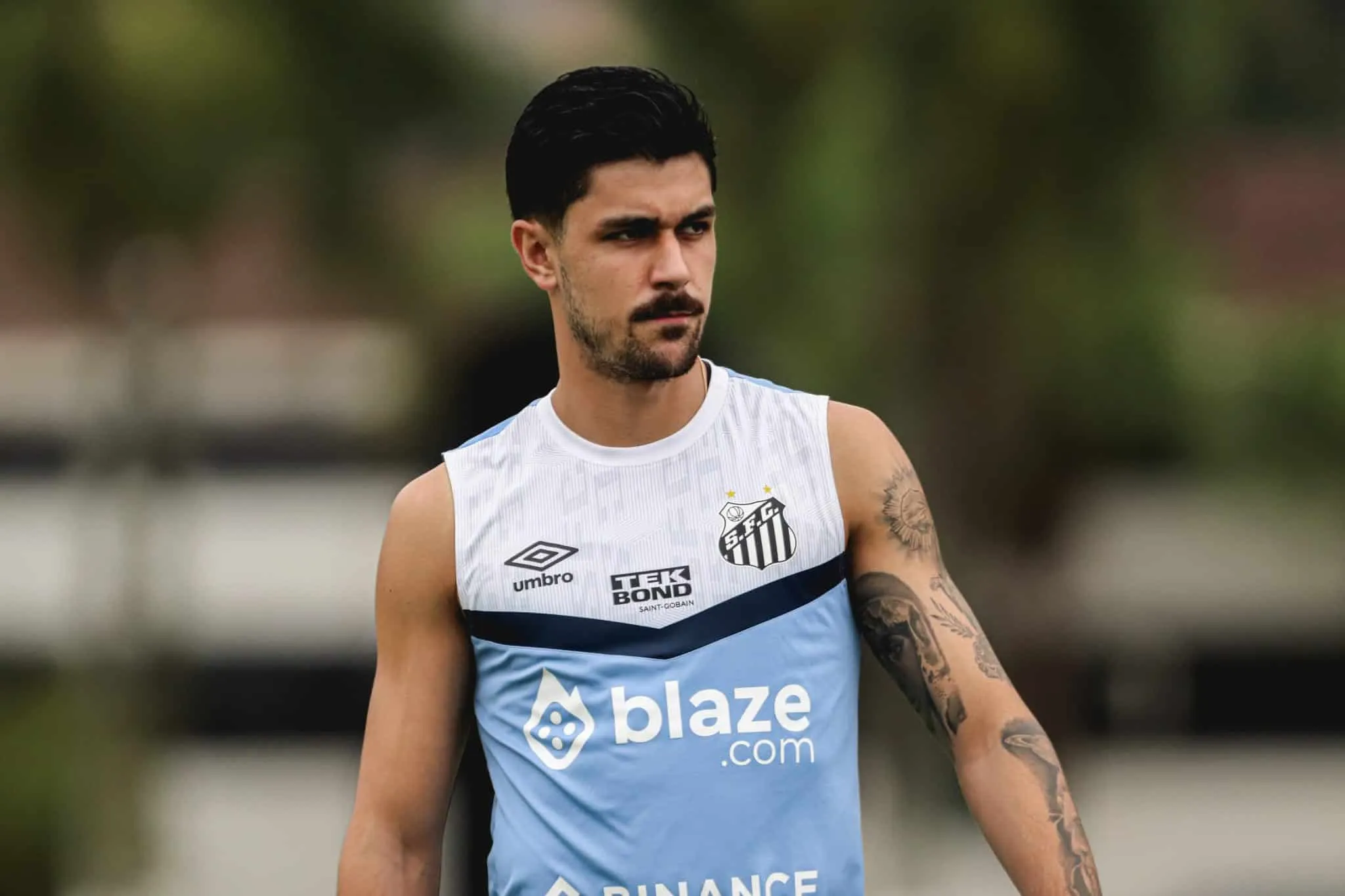 Depois de Zanocelo, Estoril atravessa Arouca e fica perto de tirar Jo&atilde;o Basso do Santos