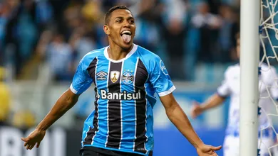 Pedro Rocha poderia mais, mas sai com seu nome j&aacute; marcado na hist&oacute;ria gremista