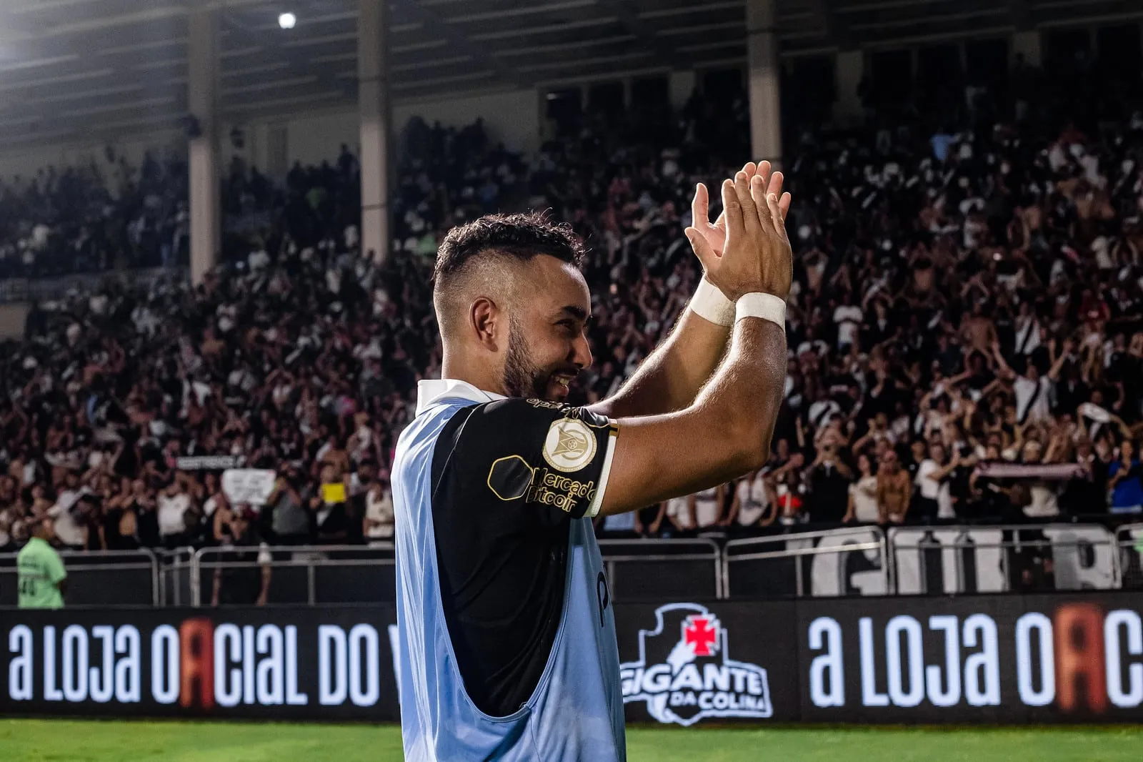 Um m&ecirc;s e 12 mil km depois, Vasco volta a jogar em S&atilde;o Janu&aacute;rio, neste domingo, valendo a classifica&ccedil;&atilde;o no Carioca