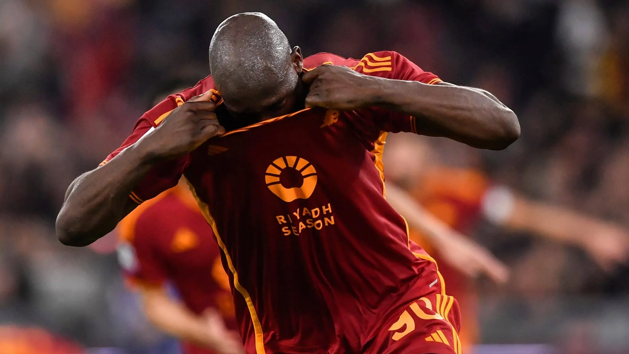 Roma retomou recupera&ccedil;&atilde;o com uma virada emocionante contra o Lecce