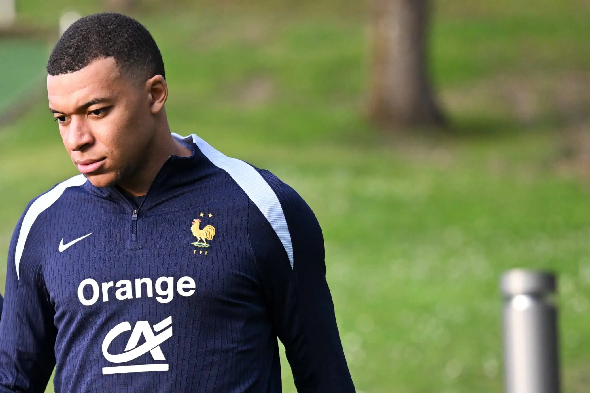 Inveja? Presidente do Barcelona projeta fracasso de Mbapp&eacute; no Real Madrid