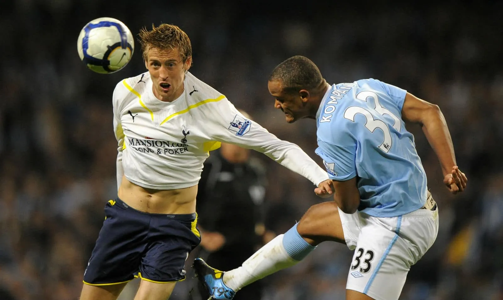 A favor e contra, foi Peter Crouch quem iniciou a era moderna de City e Tottenham na Champions