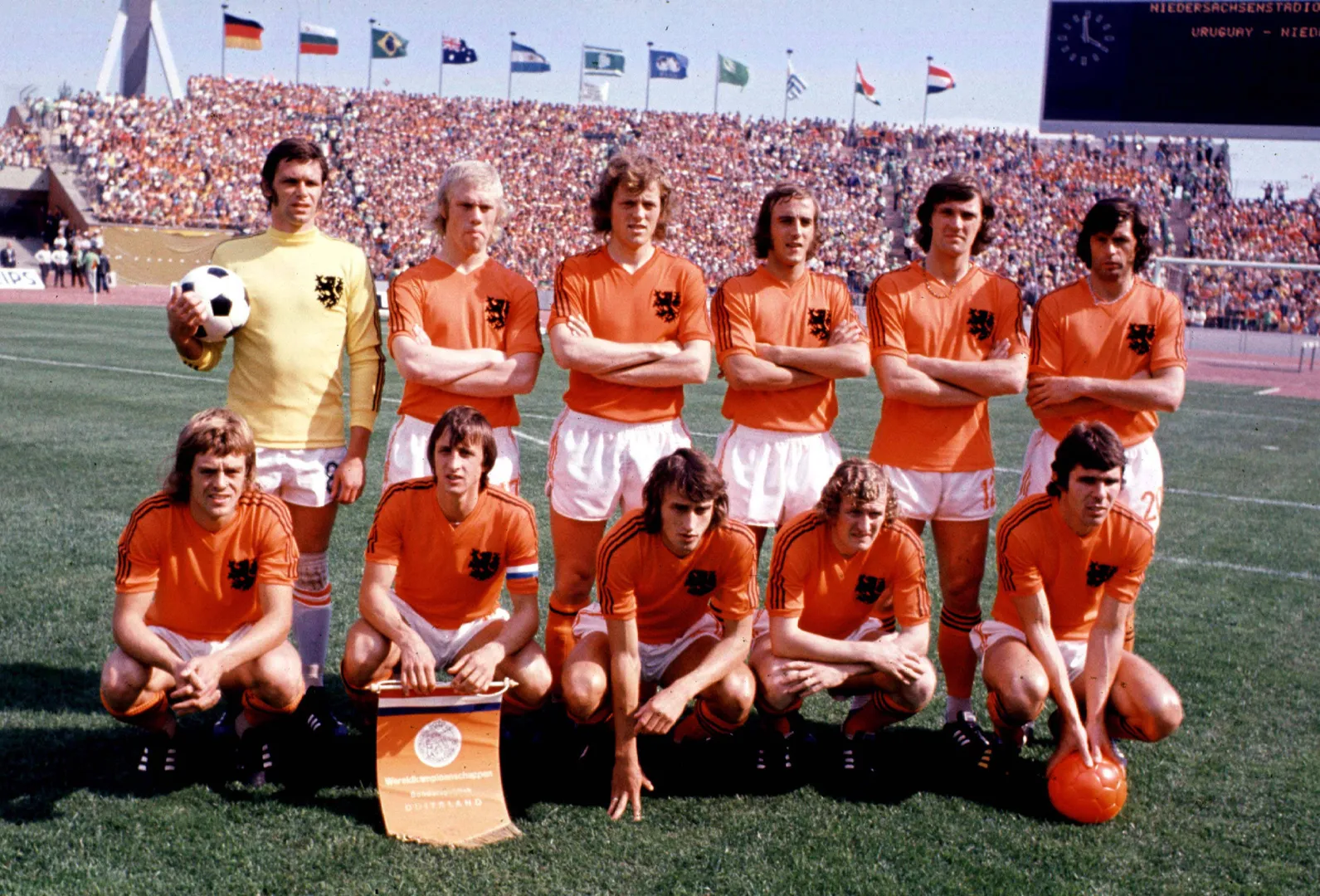 Foto: (Imago) - Johan Neeskens fez parte do hist&oacute;rico Carrossel Holand&ecirc;s de 1974