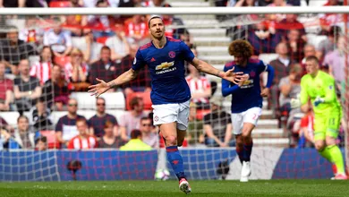 Ibrahimovic segue como o principal jogador do Manchester United de Mourinho