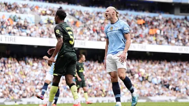 Em dia de quase recorde, Haaland faz o que mais sabe: decidir jogos para o City