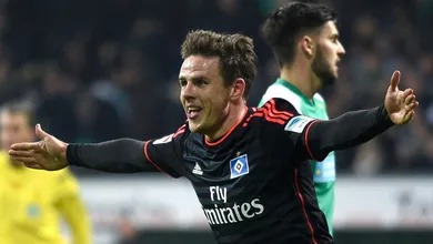 O rel&oacute;gio n&atilde;o deve parar: Hamburgo vence o cl&aacute;ssico e j&aacute; briga por vaga na Liga Europa