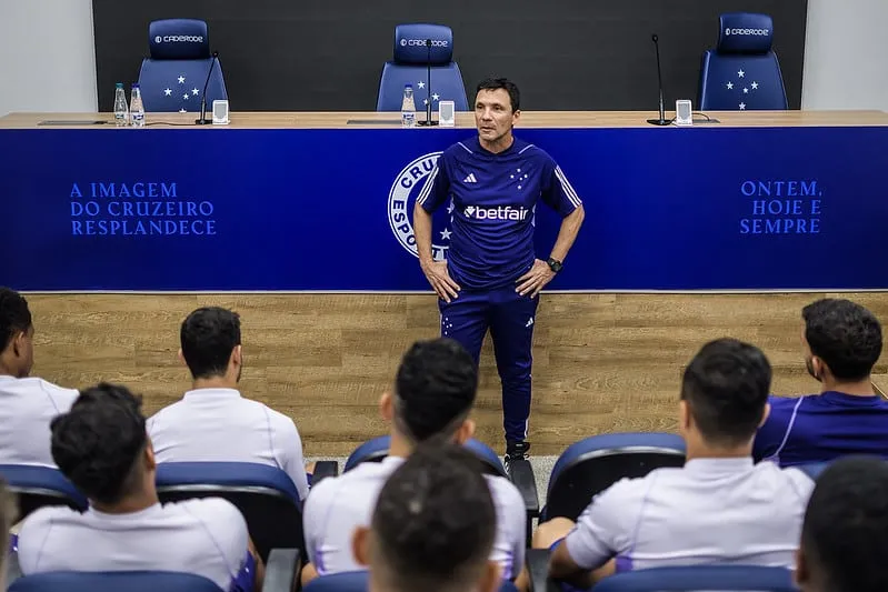 Z&eacute; Ricardo chegou ao Cruzeiro ap&oacute;s recusas de nomes preferidos pela diretoria