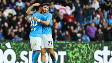 Kvaratskhelia decide e Napoli consegue virada importante diante do Hellas Verona pela Serie A