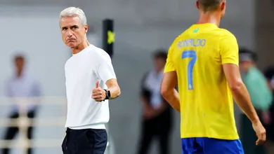 Do sucesso no Botafogo &agrave; crise com CR7: por que Luis Castro foi demitido do Al Nassr?