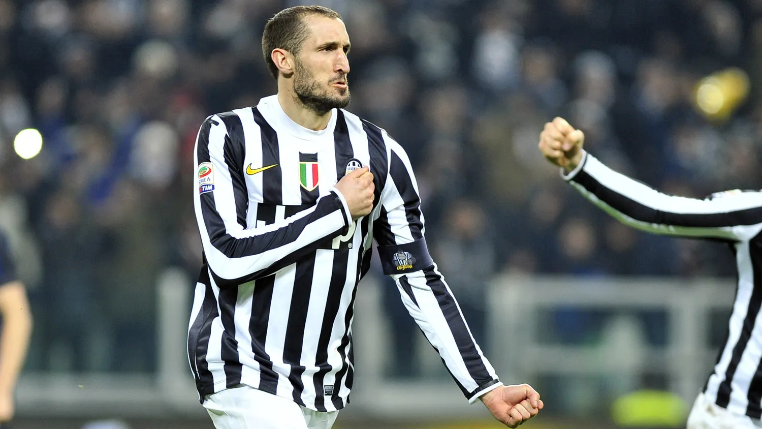 Chiellini provoca: &ldquo;Eu torcia para o Milan, mas as pessoas crescem e melhoram&rdquo;
