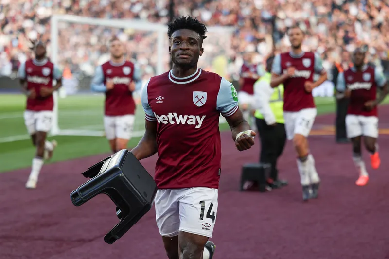 Kudus celebra gol pelo West Ham