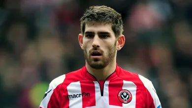 Investidores deixam o Sheffield United ap&oacute;s condenado por estupro ser readmitido